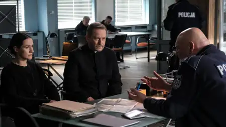 Ojciec Mateusz - galeria zdjęć - filmweb