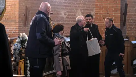 Ojciec Mateusz - galeria zdjęć - filmweb
