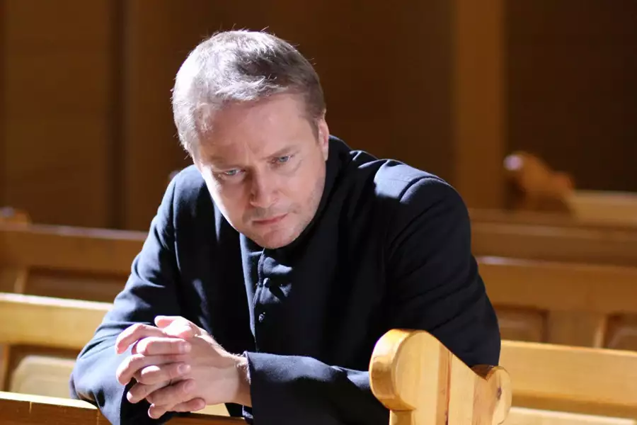 Ojciec Mateusz - galeria zdjęć - filmweb