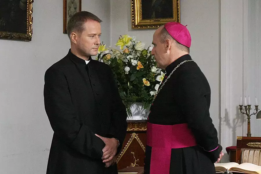 Ojciec Mateusz - galeria zdjęć - filmweb
