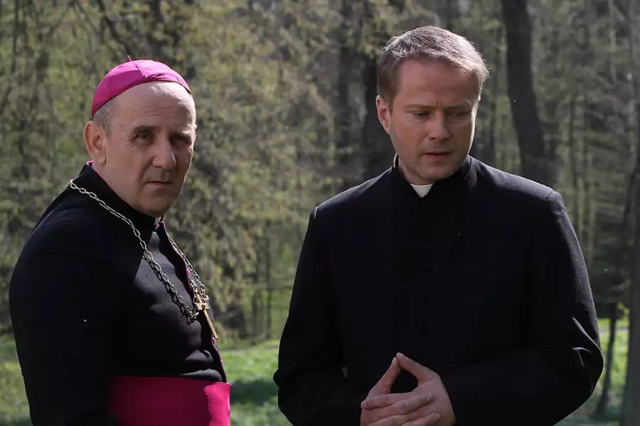 Ojciec Mateusz - galeria zdjęć - filmweb