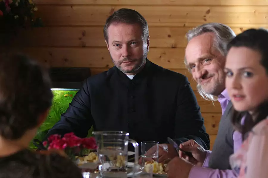 Ojciec Mateusz - galeria zdjęć - filmweb