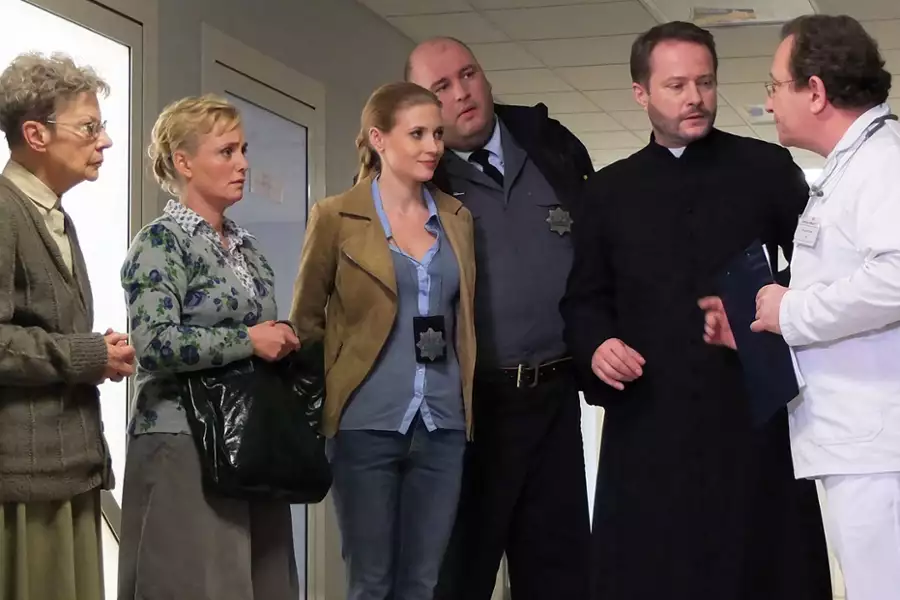 Ojciec Mateusz - galeria zdjęć - filmweb