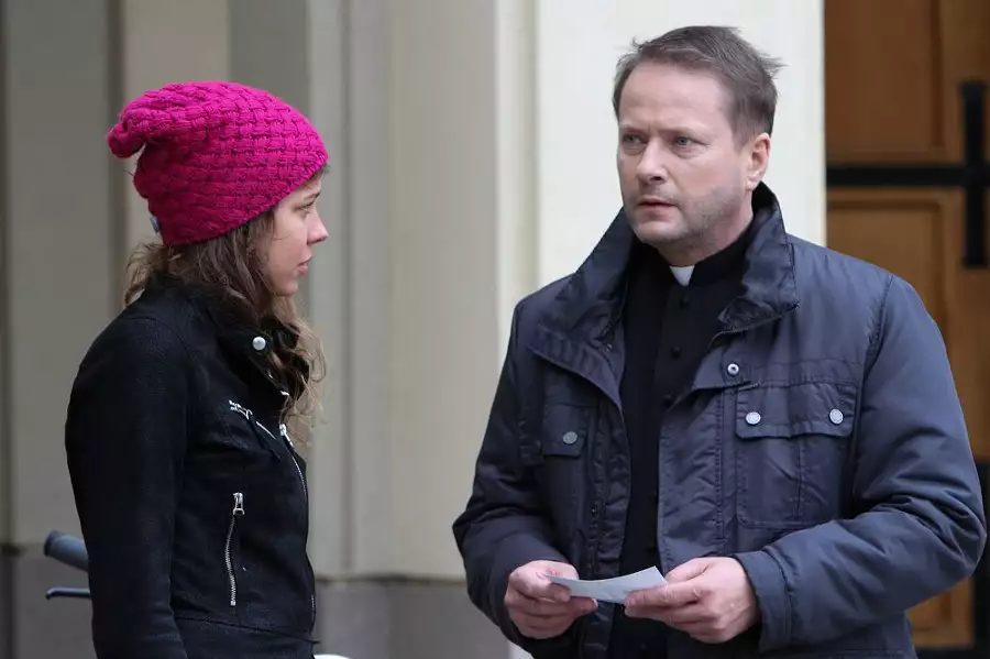 Ojciec Mateusz - galeria zdjęć - filmweb