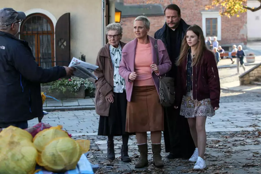Ojciec Mateusz - galeria zdjęć - filmweb