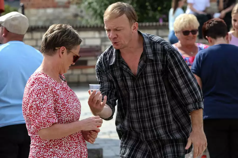 Ojciec Mateusz - galeria zdjęć - filmweb