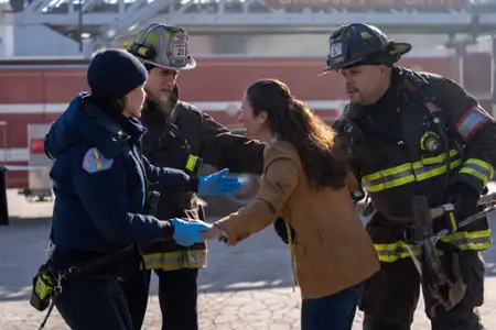 Chicago Fire - galeria zdjęć - filmweb