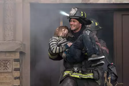 Chicago Fire - galeria zdjęć - filmweb