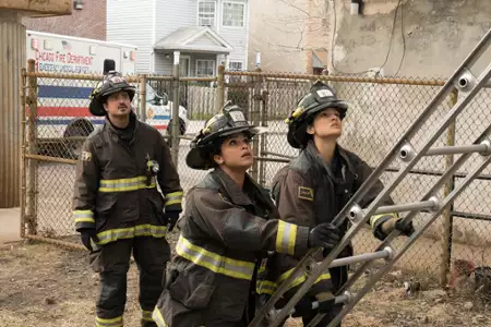 Chicago Fire - galeria zdjęć - filmweb