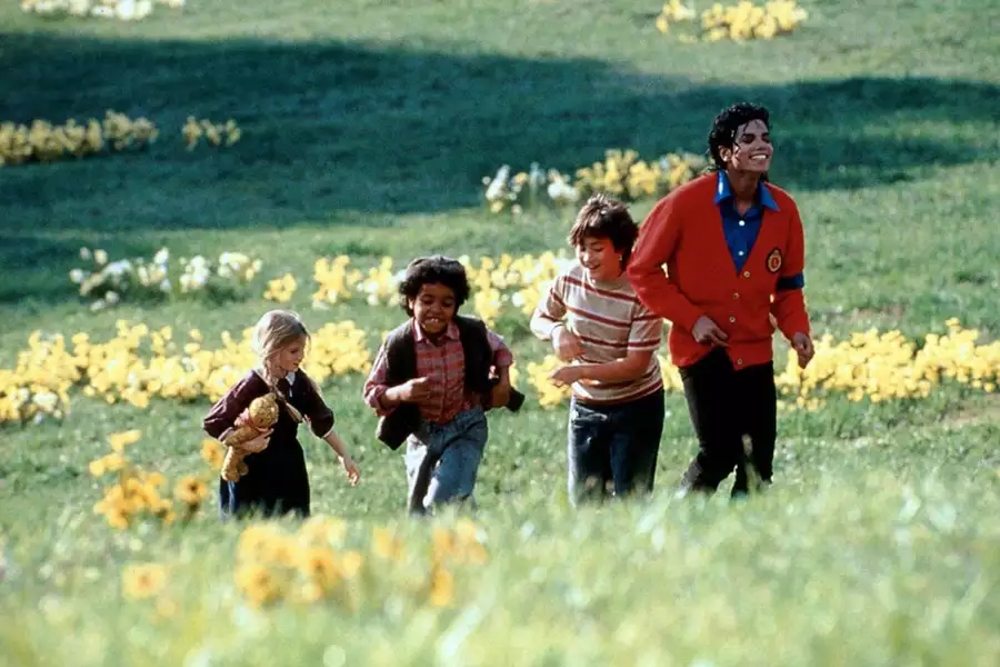 Moonwalker - galeria zdjęć - filmweb
