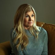 Connie Britton w Rooster