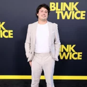 Blink Twice - galeria zdjęć - filmweb