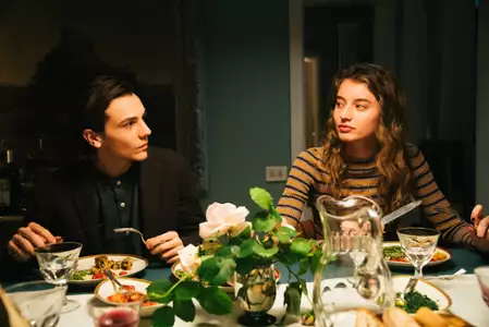 Niewidzialna nić - galeria zdjęć - filmweb