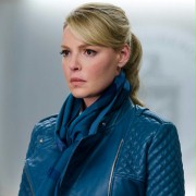 Agentka Charleston Tucker