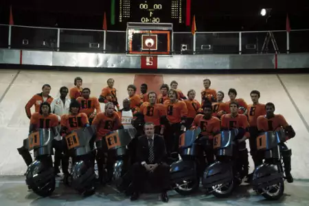 Rollerball - galeria zdjęć - filmweb