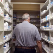 The Pharmacist - galeria zdjęć - filmweb