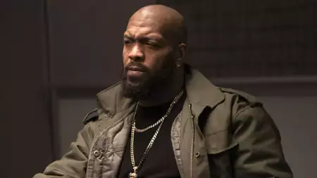 Ten cholerny Michael Che - galeria zdjęć - filmweb