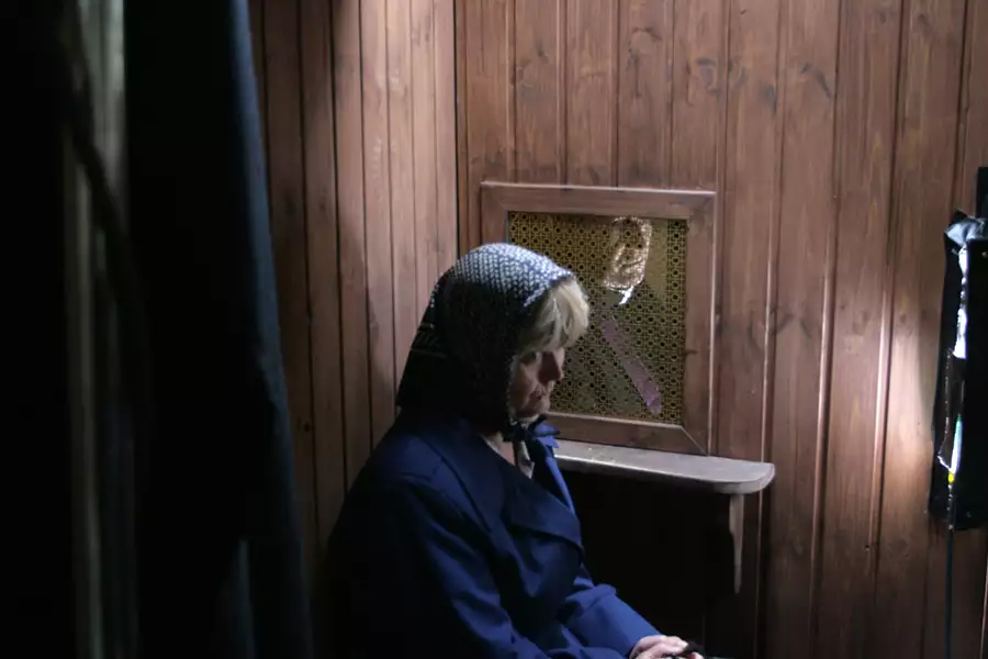 Święta woda - galeria zdjęć - filmweb