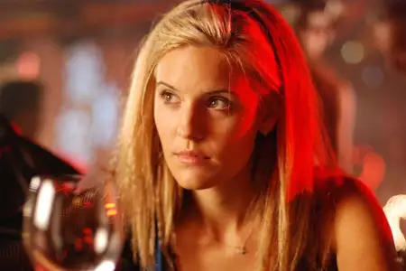 Malice in Wonderland - galeria zdjęć - filmweb