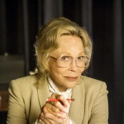 Doktor Roberta Waters
