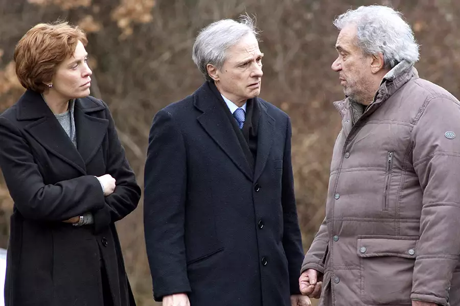 Długie dzieciństwo - galeria zdjęć - filmweb