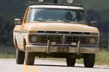 Ostatni post&oacute;j - galeria zdjęć - filmweb