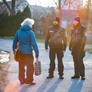 Policjantki i policjanci - galeria zdjęć - filmweb