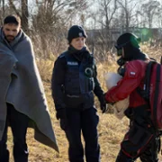 Policjantki i policjanci - galeria zdjęć - filmweb