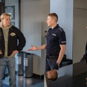 Policjantki i policjanci - galeria zdjęć - filmweb