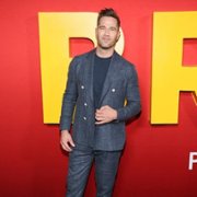 Bros - galeria zdjęć - filmweb