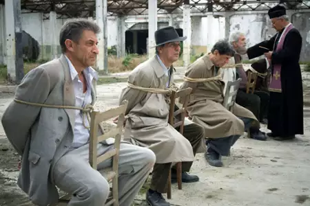 Ojciec Giovanny - galeria zdjęć - filmweb