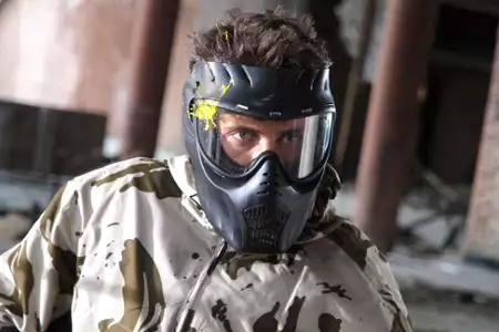 W grze - galeria zdjęć - filmweb