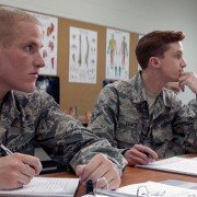 15:17 do Paryża - galeria zdjęć - filmweb