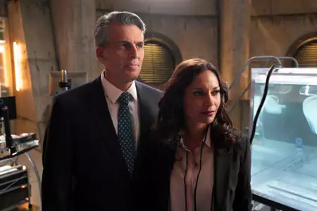 Stitchers - galeria zdjęć - filmweb
