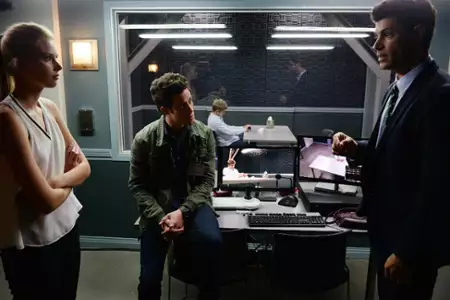 Stitchers - galeria zdjęć - filmweb