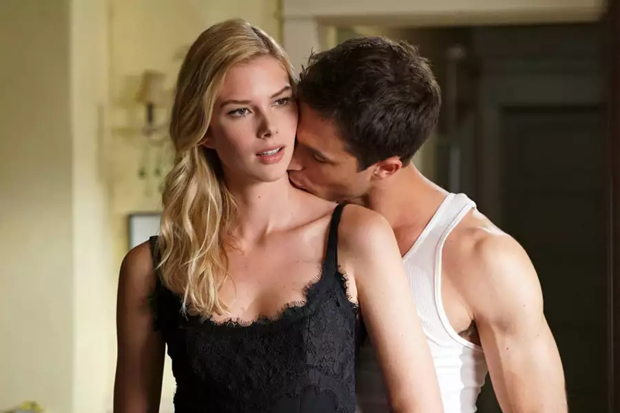 Stitchers - galeria zdjęć - filmweb