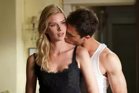 Stitchers - galeria zdjęć - filmweb