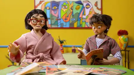 Kobiety w żakietach z poduchami - galeria zdjęć - filmweb