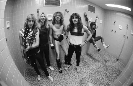 Iron Maiden: Burning Ambition - galeria zdjęć - filmweb