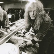 Iron Maiden: Burning Ambition - galeria zdjęć - filmweb