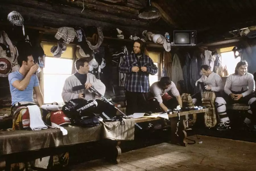Mystery, Alaska - galeria zdjęć - filmweb