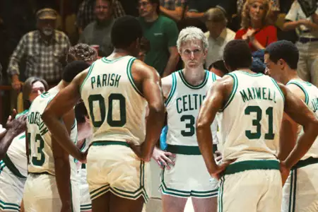 Lakers: Dynastia zwycięzc&oacute;w - galeria zdjęć - filmweb