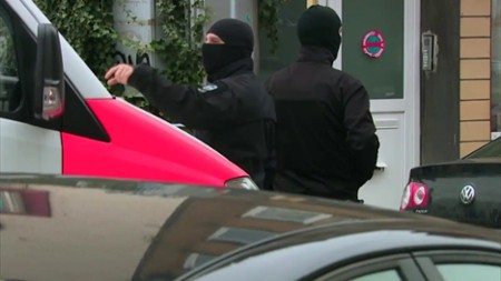 Odcinek 2 Zamachy w Paryżu