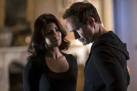 Miasteczko Wayward Pines - galeria zdjęć - filmweb