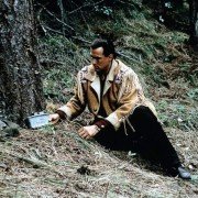 Na zabójczej ziemi - galeria zdjęć - filmweb