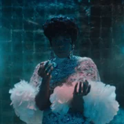 Kobieta z jeziora - galeria zdjęć - filmweb
