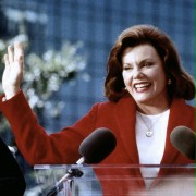 Gubernator Eleanor Grant