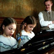 Bliźniaczki - galeria zdjęć - filmweb