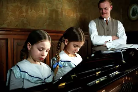 Bliźniaczki - galeria zdjęć - filmweb