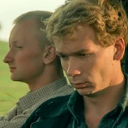 Nad rzeką, kt&oacute;rej nie ma - galeria zdjęć - filmweb